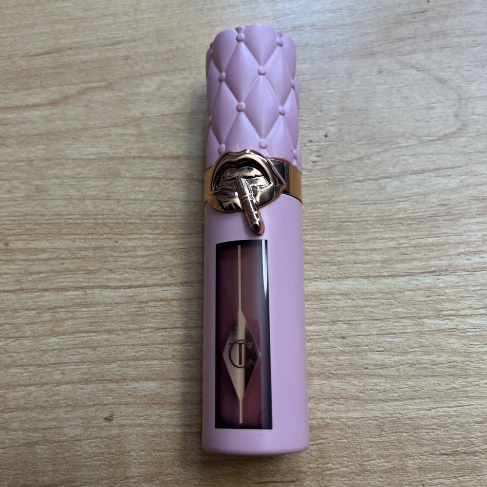 Charlotte Tilbury Plumpgasm Lipstick In Fair